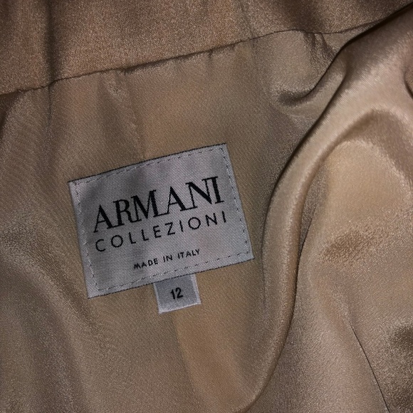 Brand New Giorgio Armani Collezioni beige suit - Picture 3 of 7